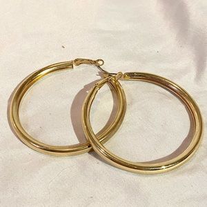 Small gold hoop earrings